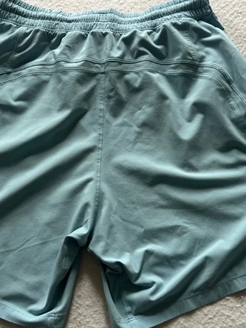 Lululemon Mens Shorts size S Lined Running Athletic Gym pace breaker
